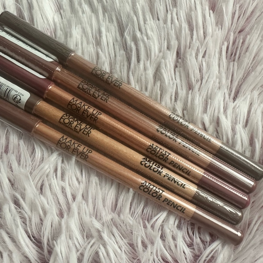Makeup Forever Artist Color Pencils